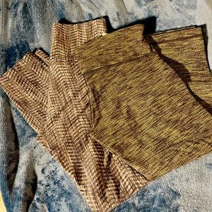 Two pairs of lulu yoga pants